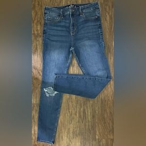 Blue denim American Eagle jean